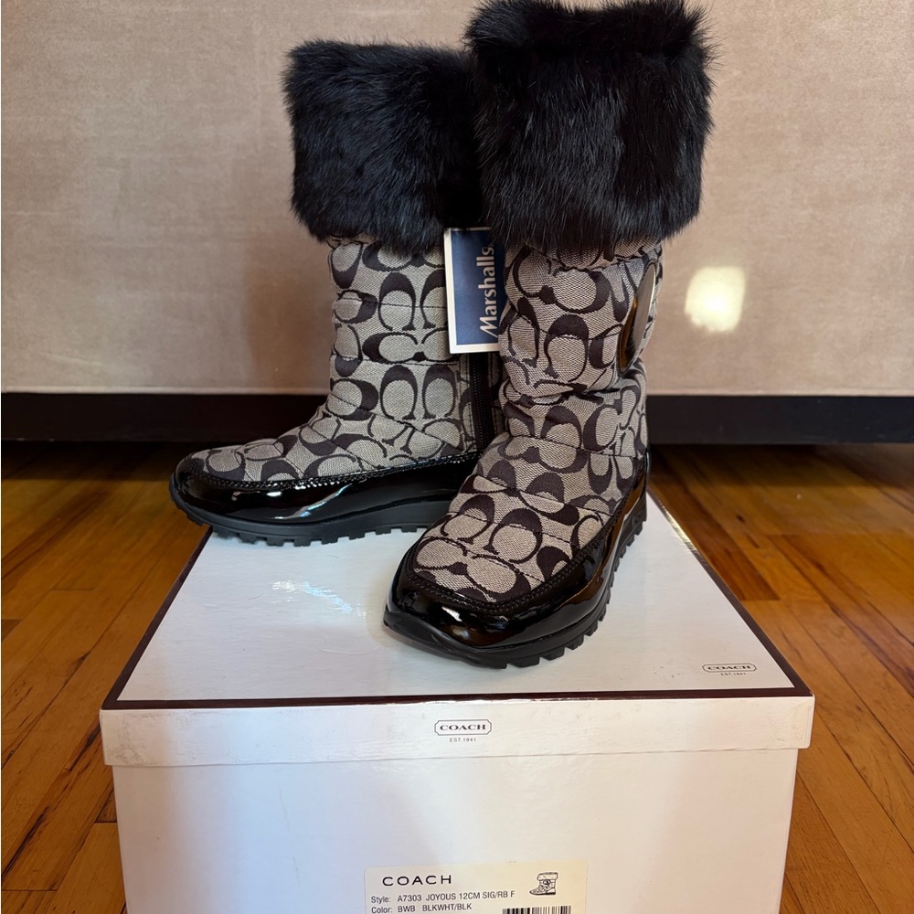 Coach Gray Signature Monogram Snow Boots with Black Fur Cuff